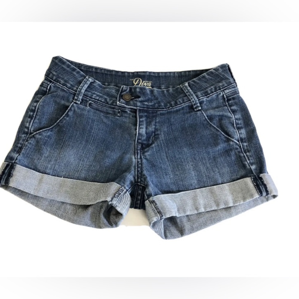Old Navy Diva Cuff Denim Jean Shorts Size 2 W29 L3 RISE 7.5"